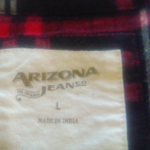 Shrit - Picture 6 of 6